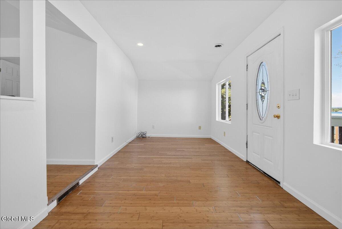 4 Aft Court Saratoga Springs NY 12866