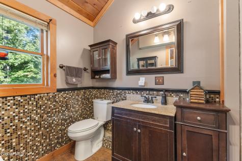1 Shovahs Way Fort Ann NY 12827