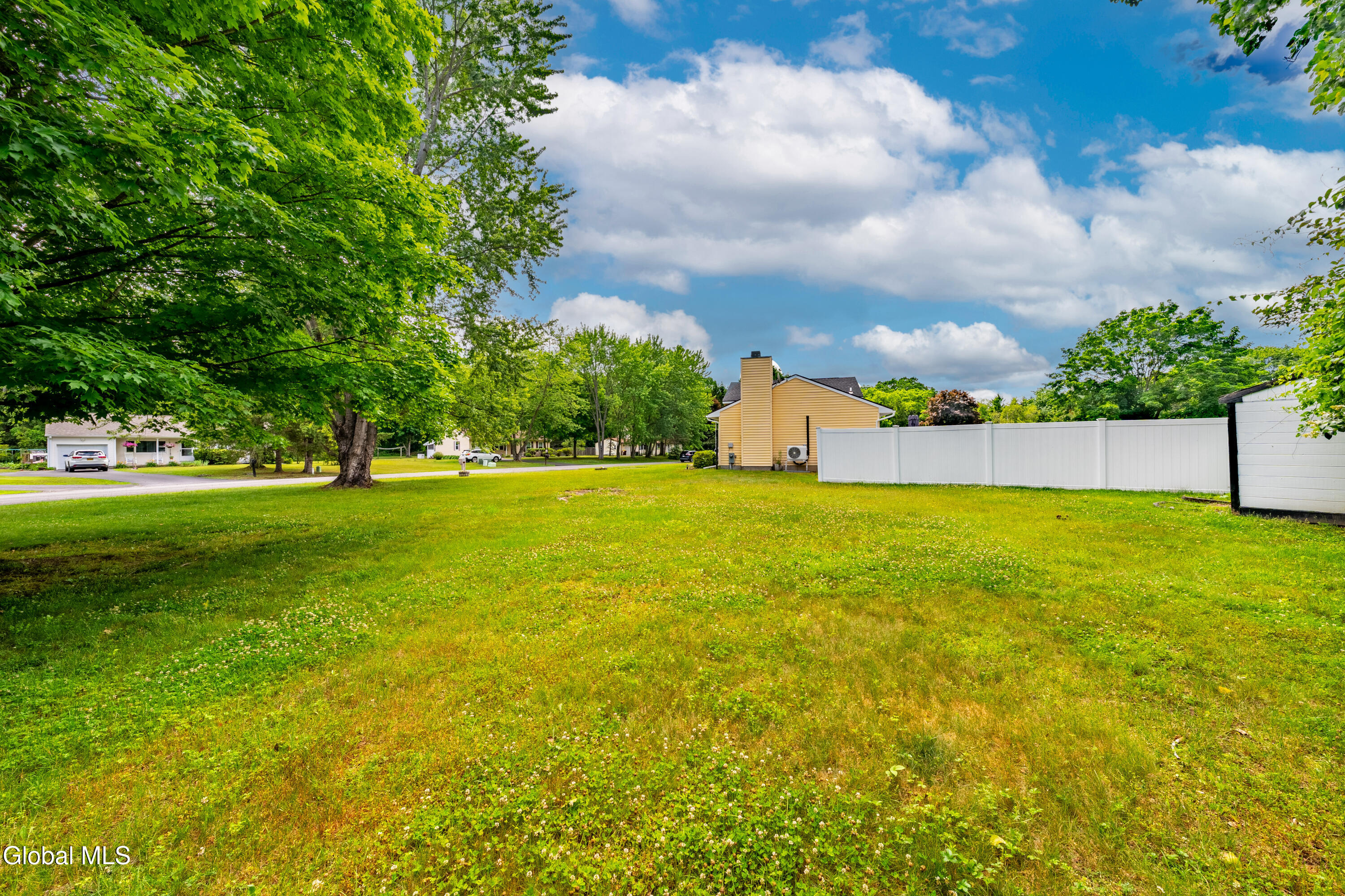 63 Rossman Circle Hudson NY 12534