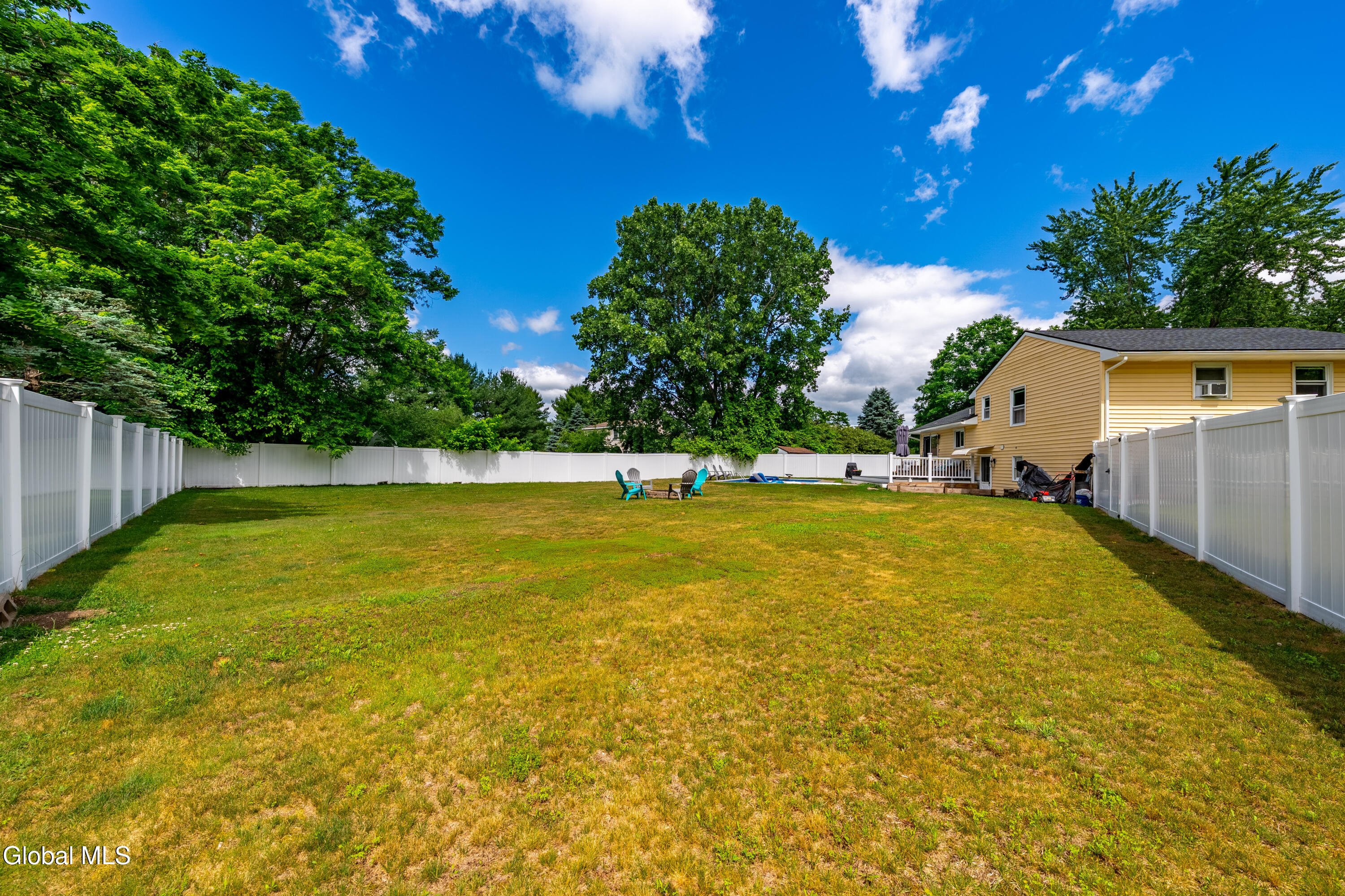 63 Rossman Circle Hudson NY 12534