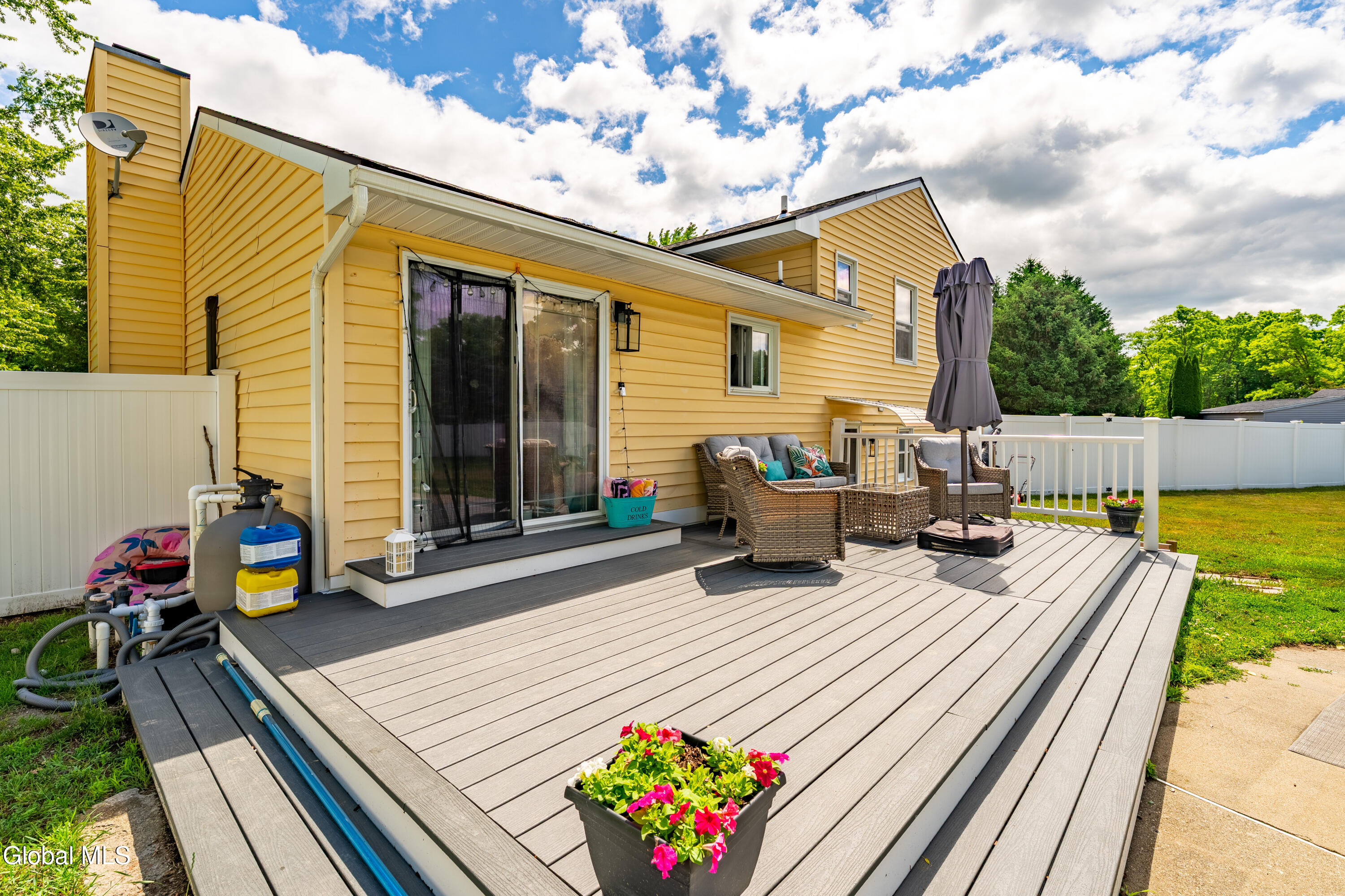 63 Rossman Circle Hudson NY 12534