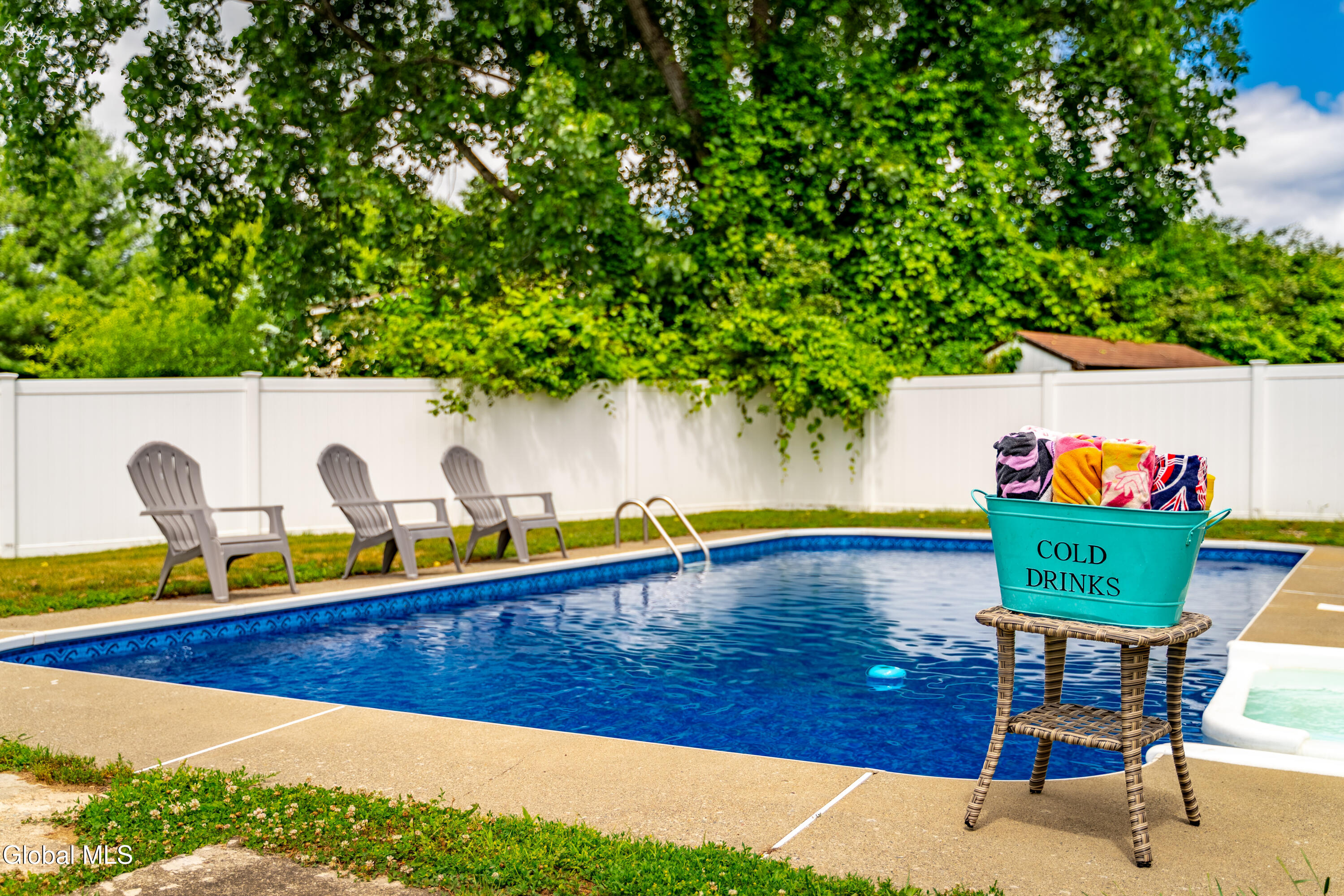 63 Rossman Circle Hudson NY 12534