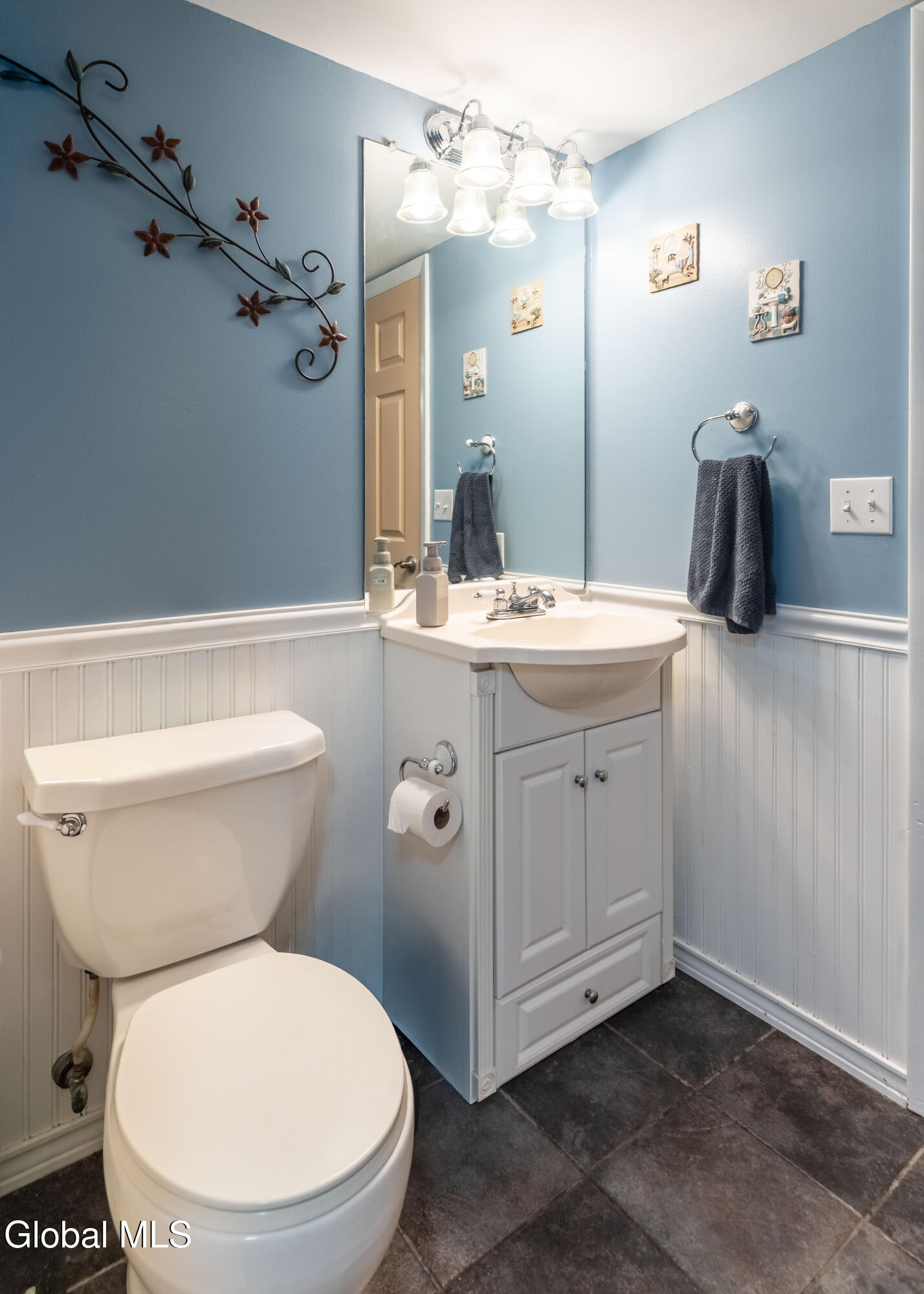 43 Algonquin Road Halfmoon NY 12065