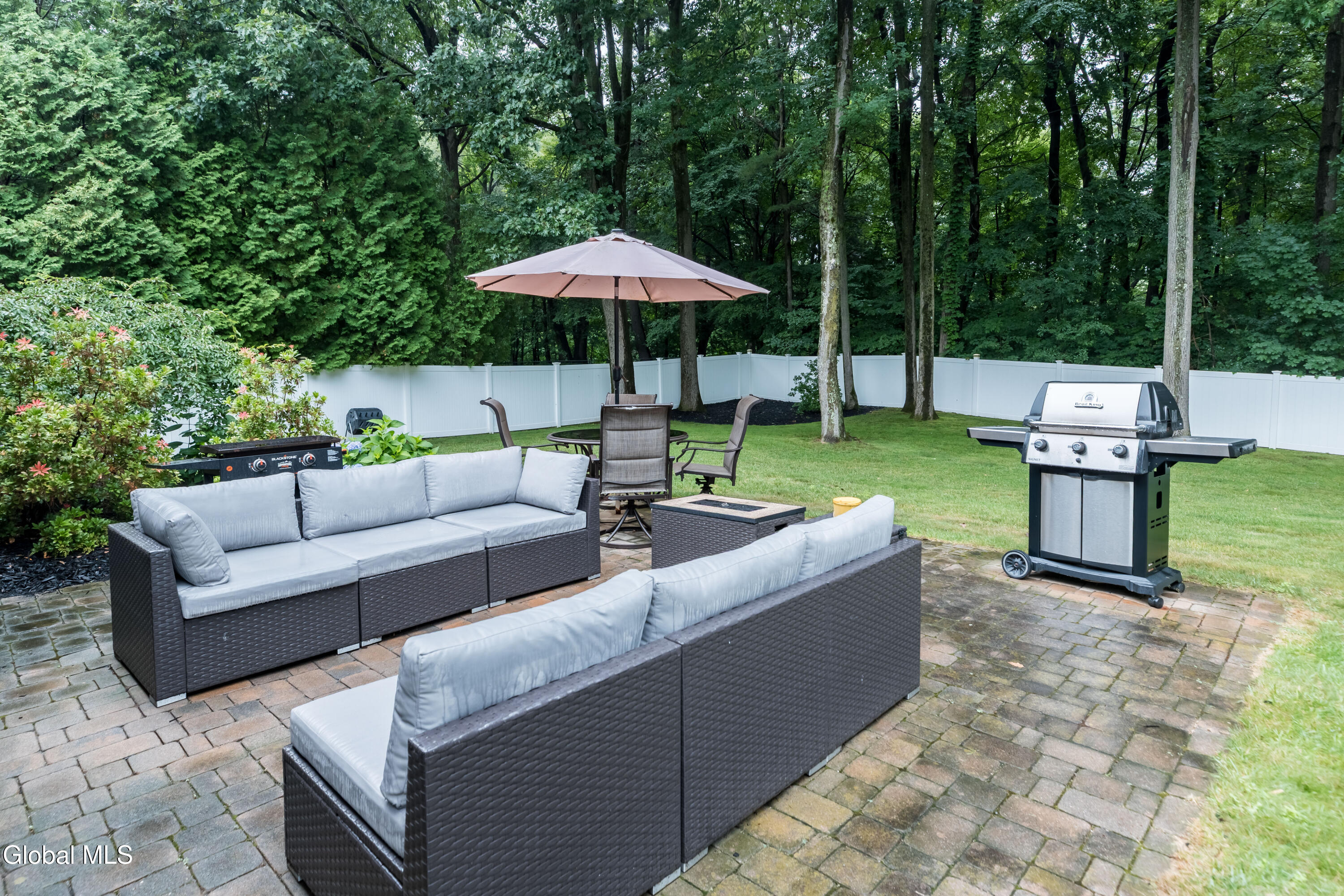 43 Algonquin Road Halfmoon NY 12065