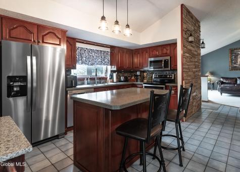 43 Algonquin Road Halfmoon NY 12065