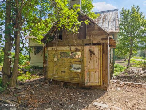 132 Debar Hill Middleburgh NY 12122