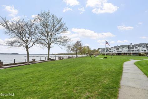 5 Horizon Drive Saratoga Springs NY 12866