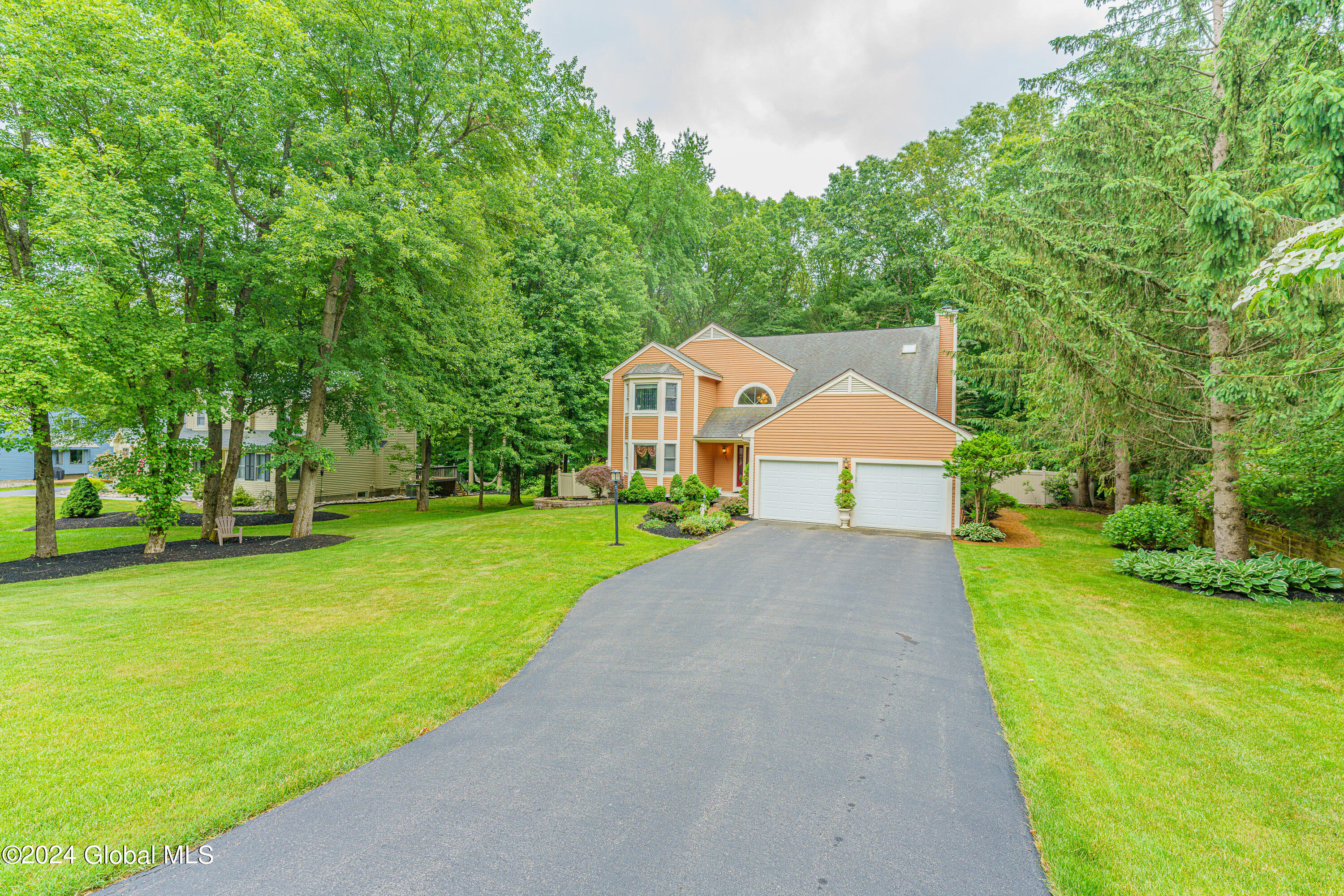 25 Orchard Park Drive Clifton Park NY 12065