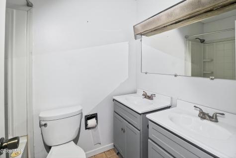 516 Woodburne Drive Utica NY 13502