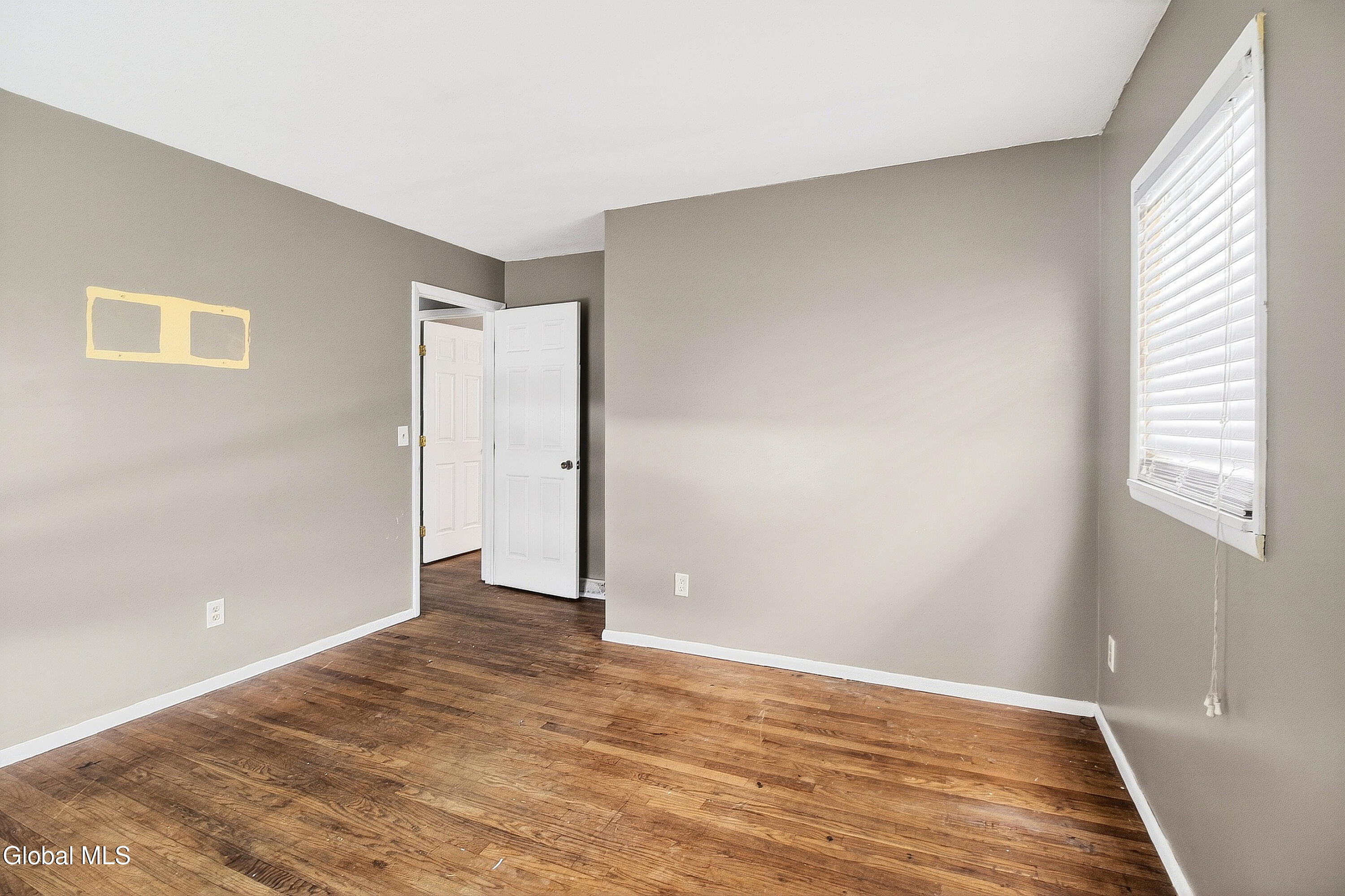 516 Woodburne Drive Utica NY 13502