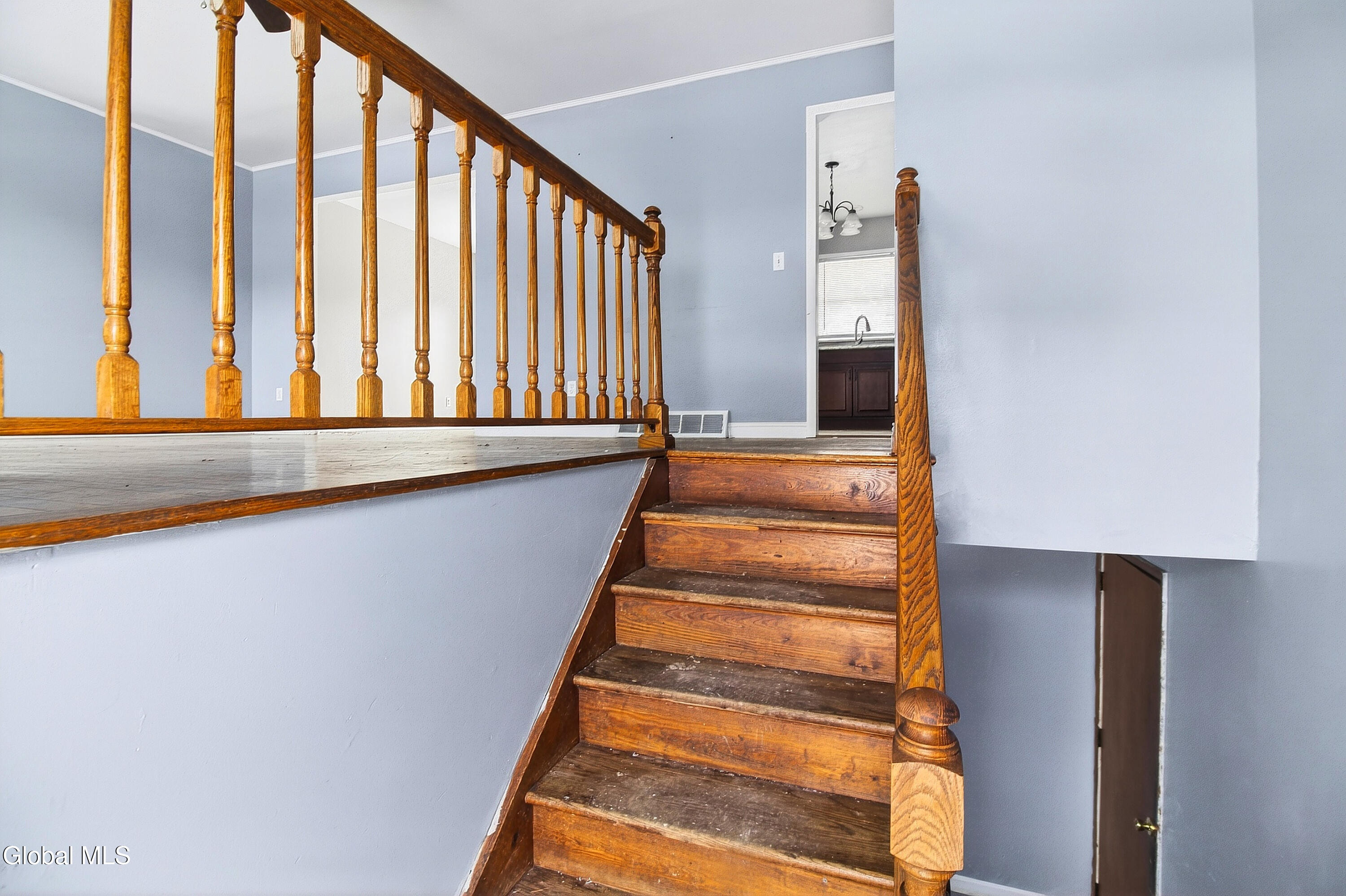 516 Woodburne Drive Utica NY 13502