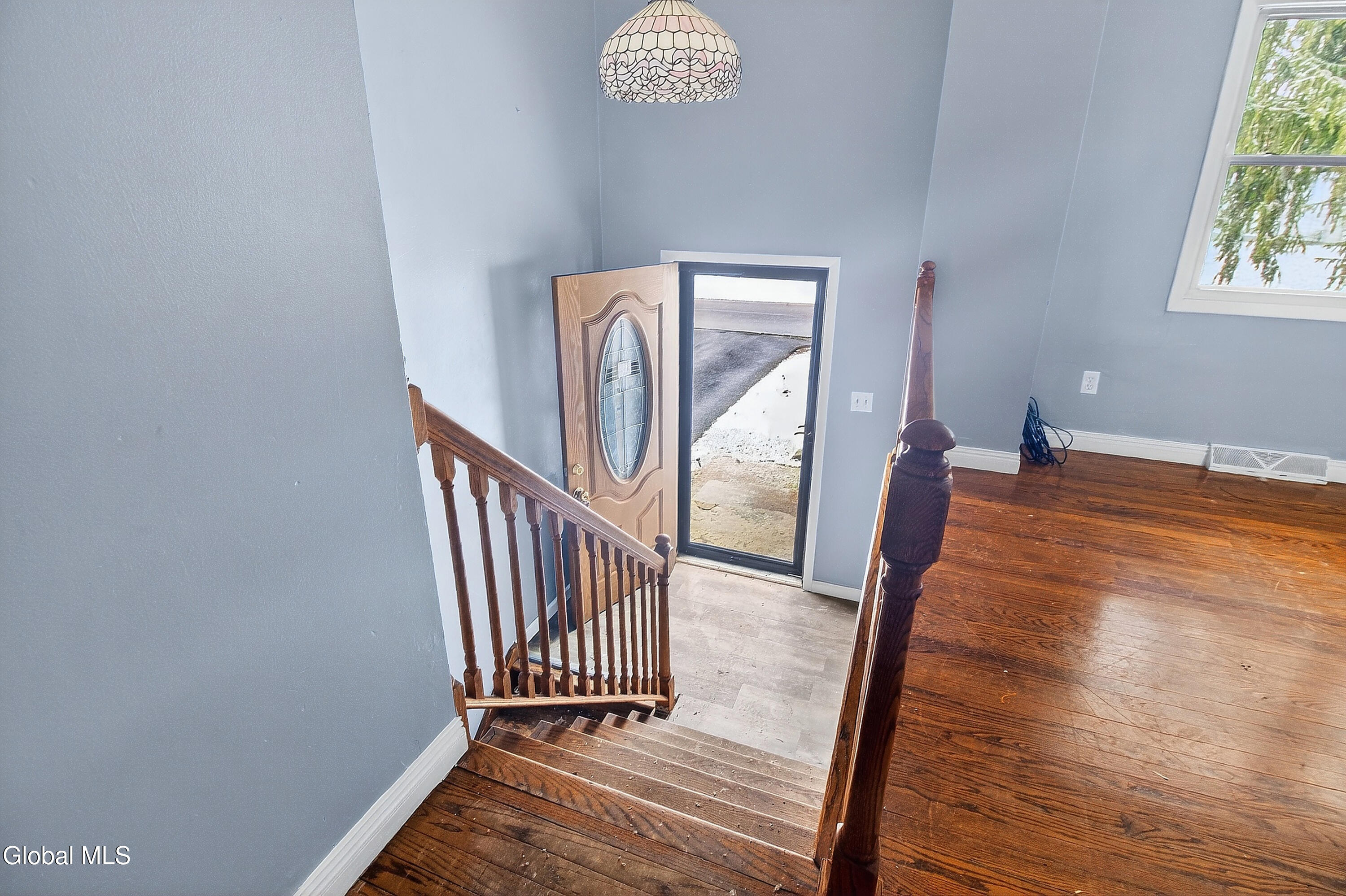 516 Woodburne Drive Utica NY 13502