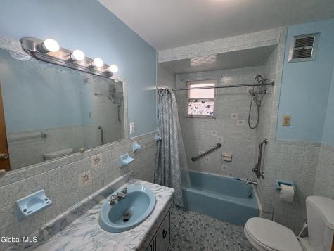 1614 Brower Street Schenectady NY 12303