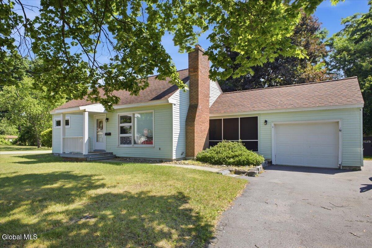 6 Carlton Drive Queensbury NY 12804