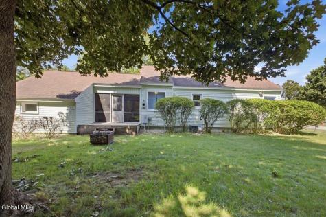 6 Carlton Drive Queensbury NY 12804