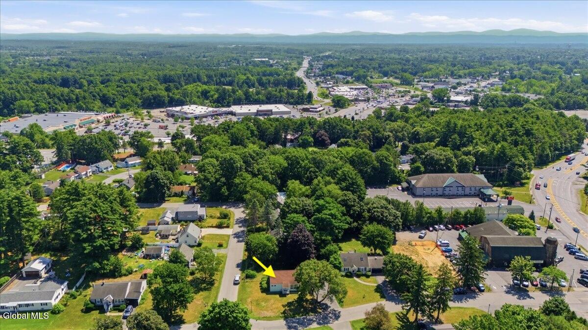 6 Carlton Drive Queensbury NY 12804
