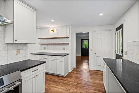 5 Woodridge Road Delmar NY 12054