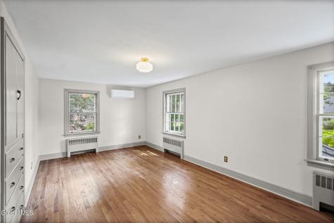 5 Woodridge Road Delmar NY 12054