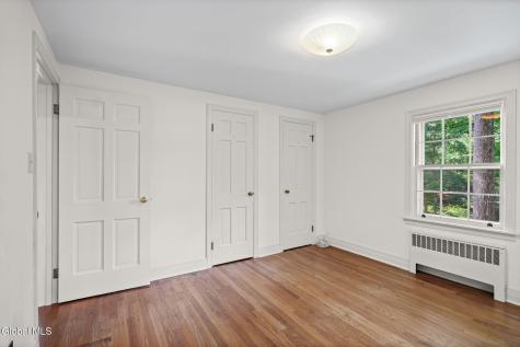 5 Woodridge Road Delmar NY 12054