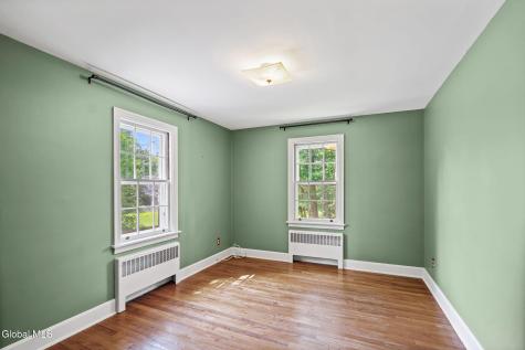 5 Woodridge Road Delmar NY 12054
