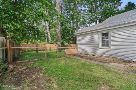 5 Woodridge Road Delmar NY 12054
