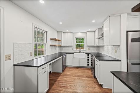 5 Woodridge Road Delmar NY 12054