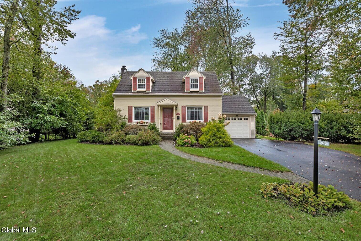 1920 Hexam Road Niskayuna NY 12309