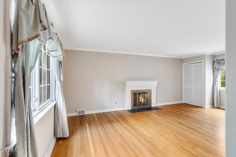 1920 Hexam Road Niskayuna NY 12309
