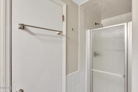 1920 Hexam Road Niskayuna NY 12309