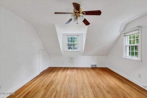1920 Hexam Road Niskayuna NY 12309