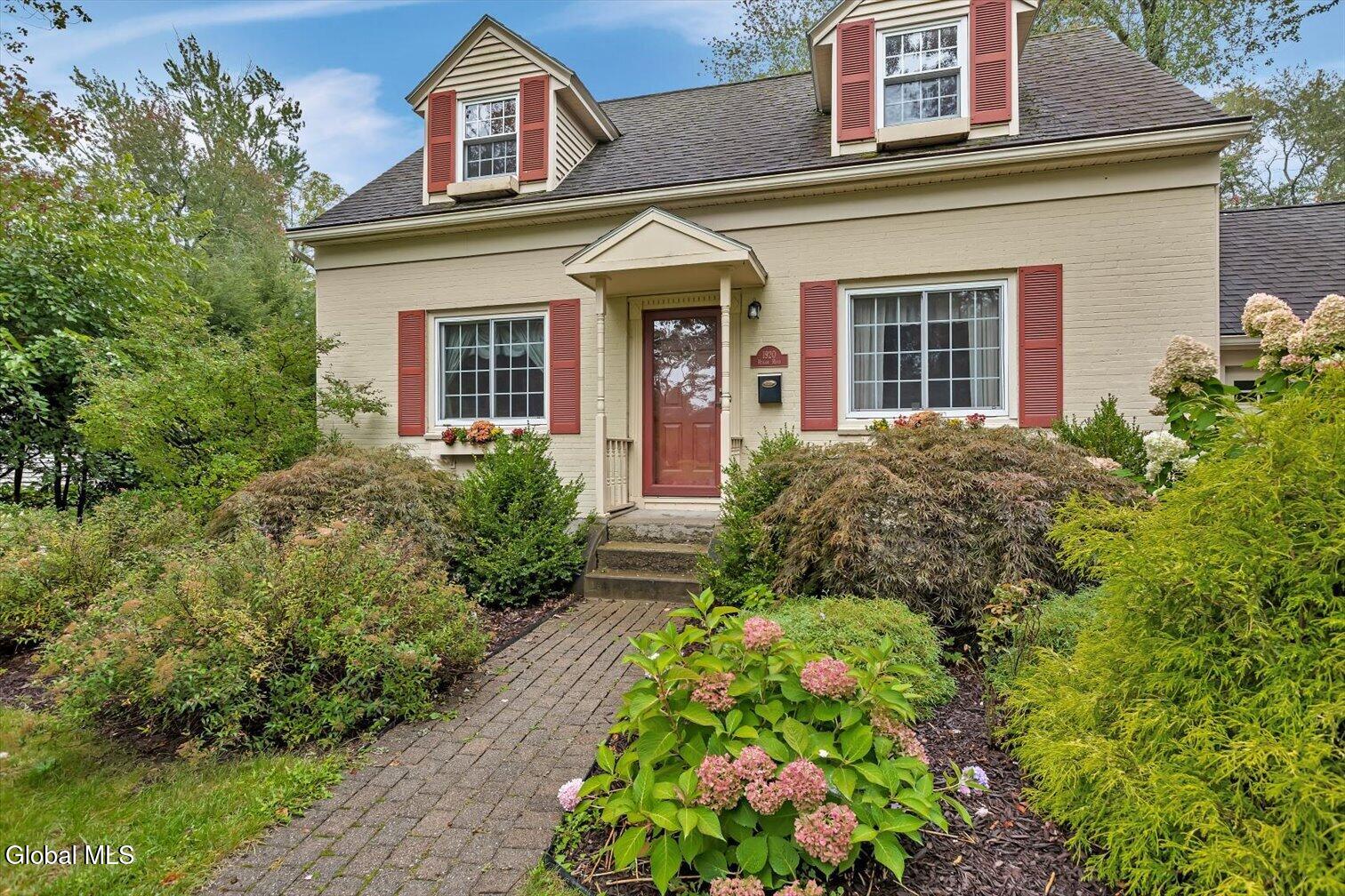 1920 Hexam Road Niskayuna NY 12309