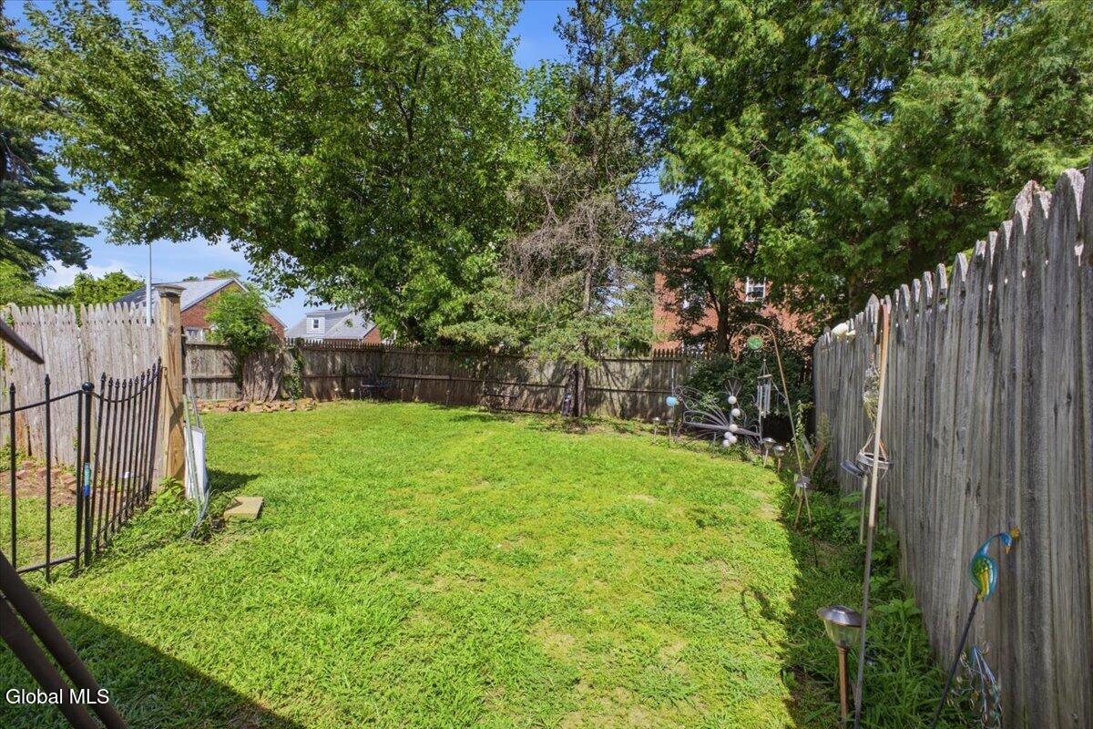 65 Lincoln Avenue Albany NY 12206