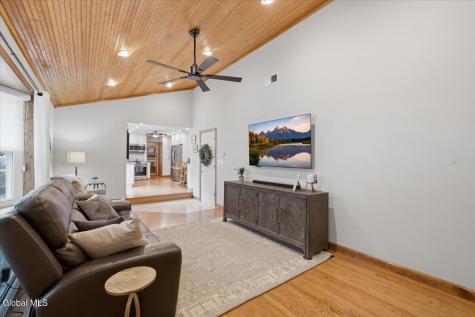 32 Pebble Beach Drive Clifton Park NY 12065