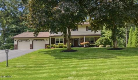 32 Pebble Beach Drive Clifton Park NY 12065