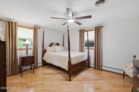 32 Pebble Beach Drive Clifton Park NY 12065