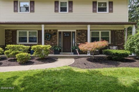 32 Pebble Beach Drive Clifton Park NY 12065