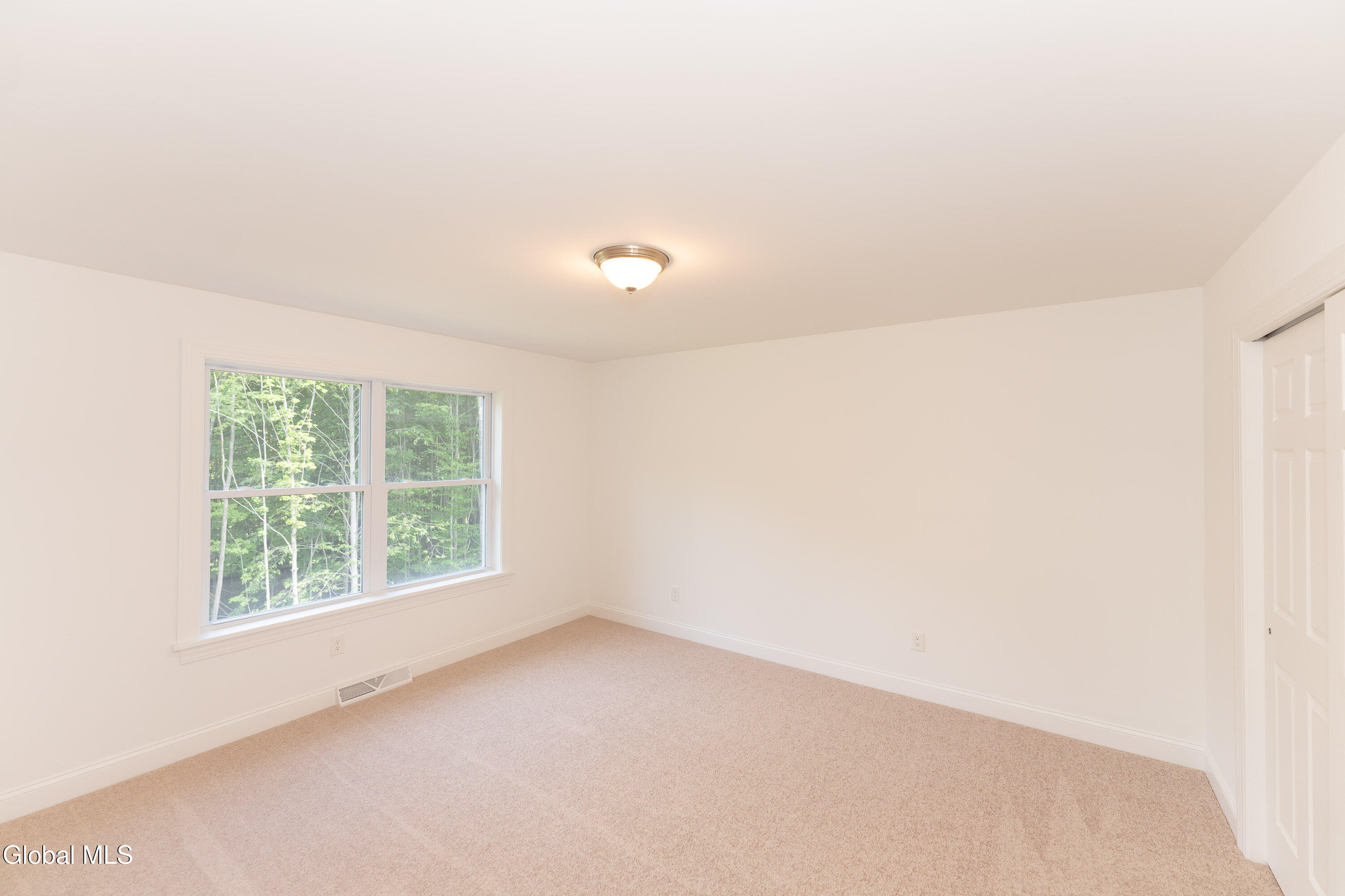 38 Tamarack Street Ballston Lake NY 12019