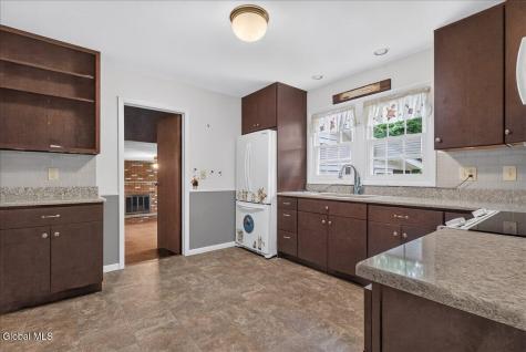 15 Secada Drive Clifton Park NY 12065