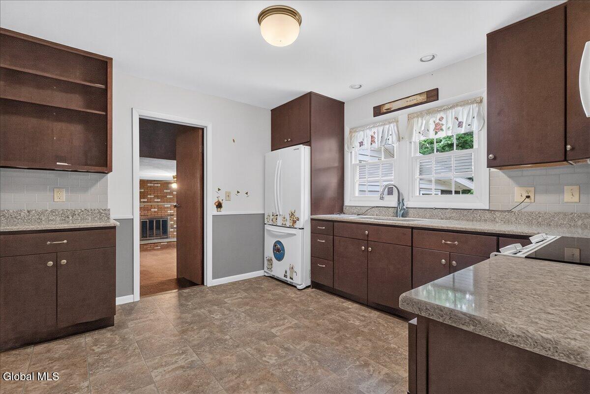 15 Secada Drive Clifton Park NY 12065