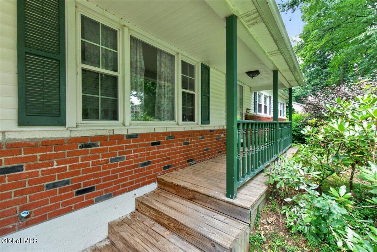 15 Secada Drive Clifton Park NY 12065