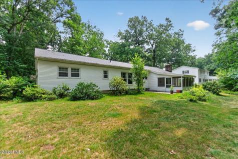 15 Secada Drive Clifton Park NY 12065