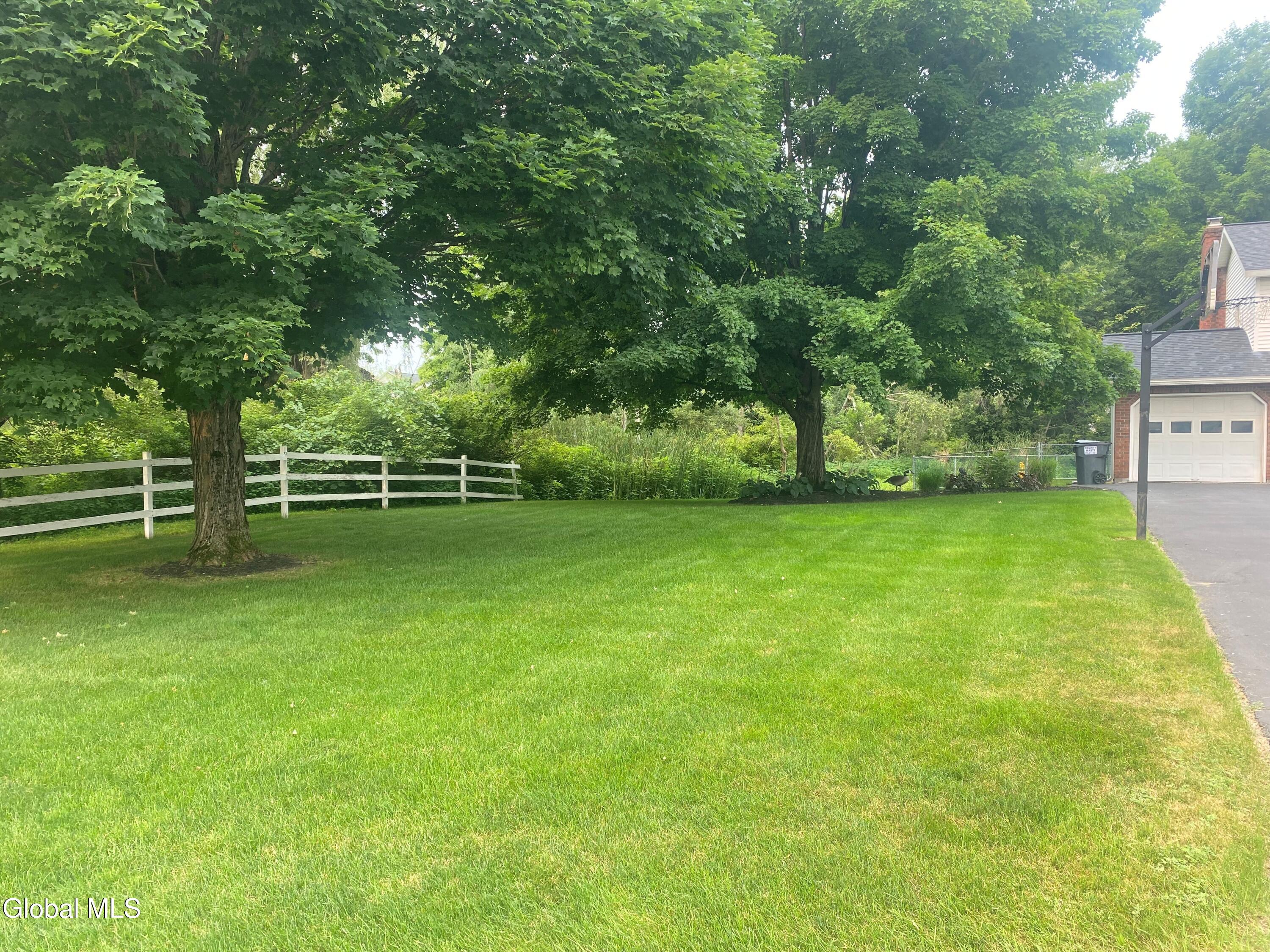 10 Schlensker Drive Glenville NY 12302