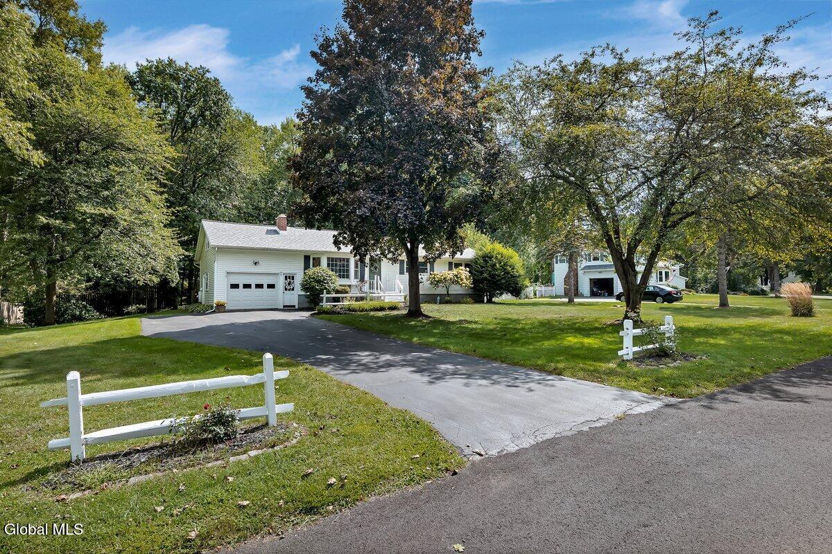 54 Patroon Place Ballston Lake NY 12019