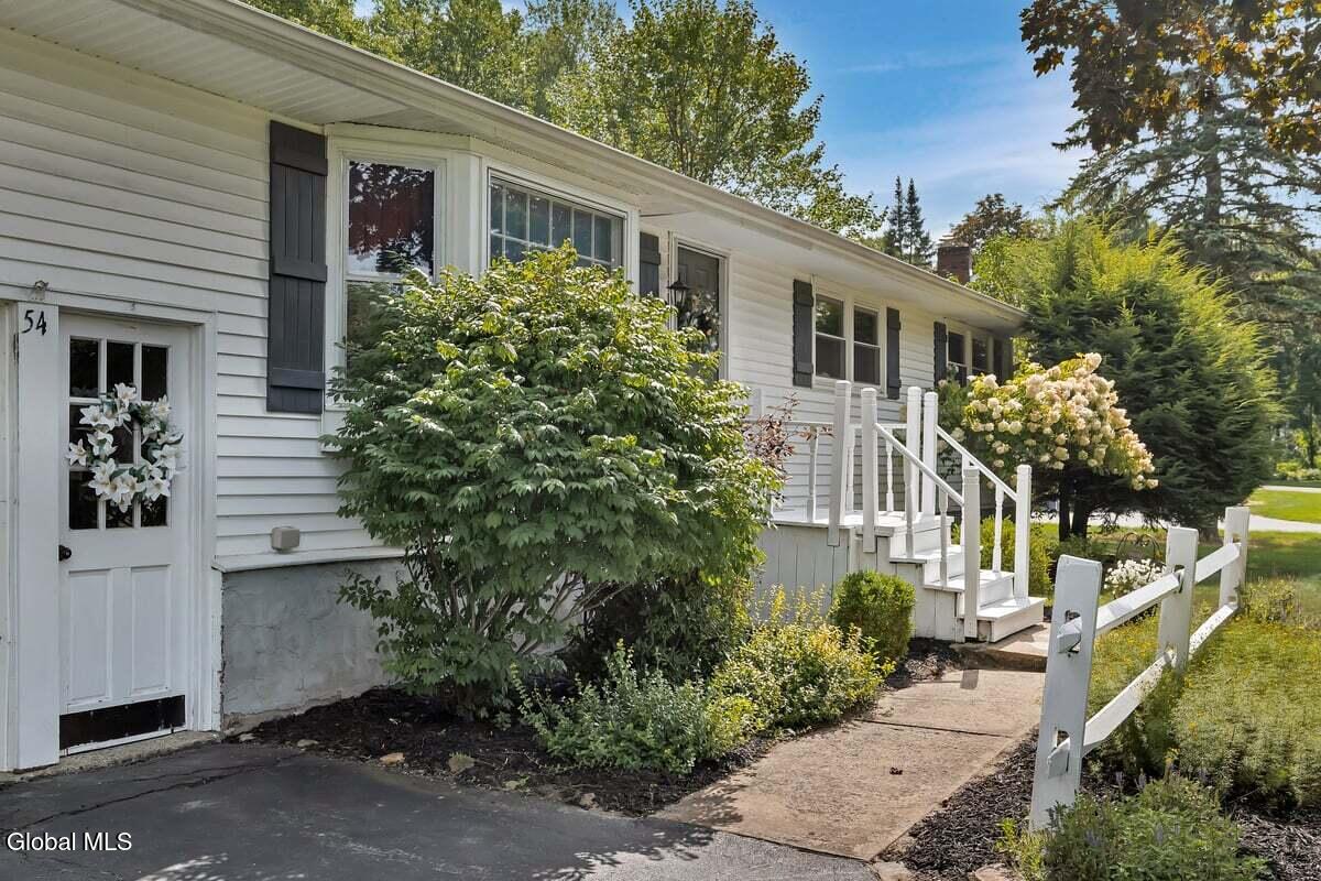 54 Patroon Place Ballston Lake NY 12019