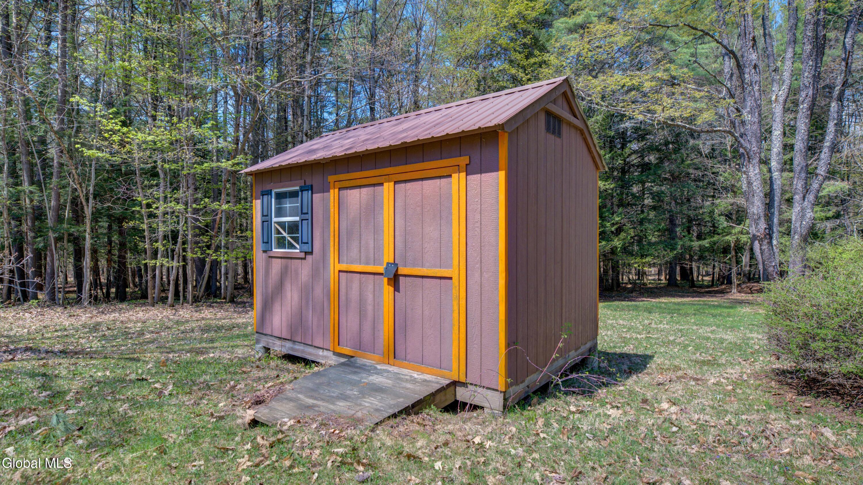 138 Gifford Valley Road Northville NY 12134