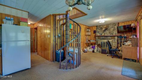 138 Gifford Valley Road Northville NY 12134