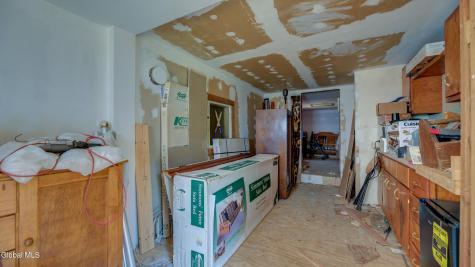 138 Gifford Valley Road Northville NY 12134