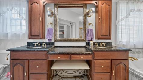114 Jamie Lane Broadalbin NY 12025