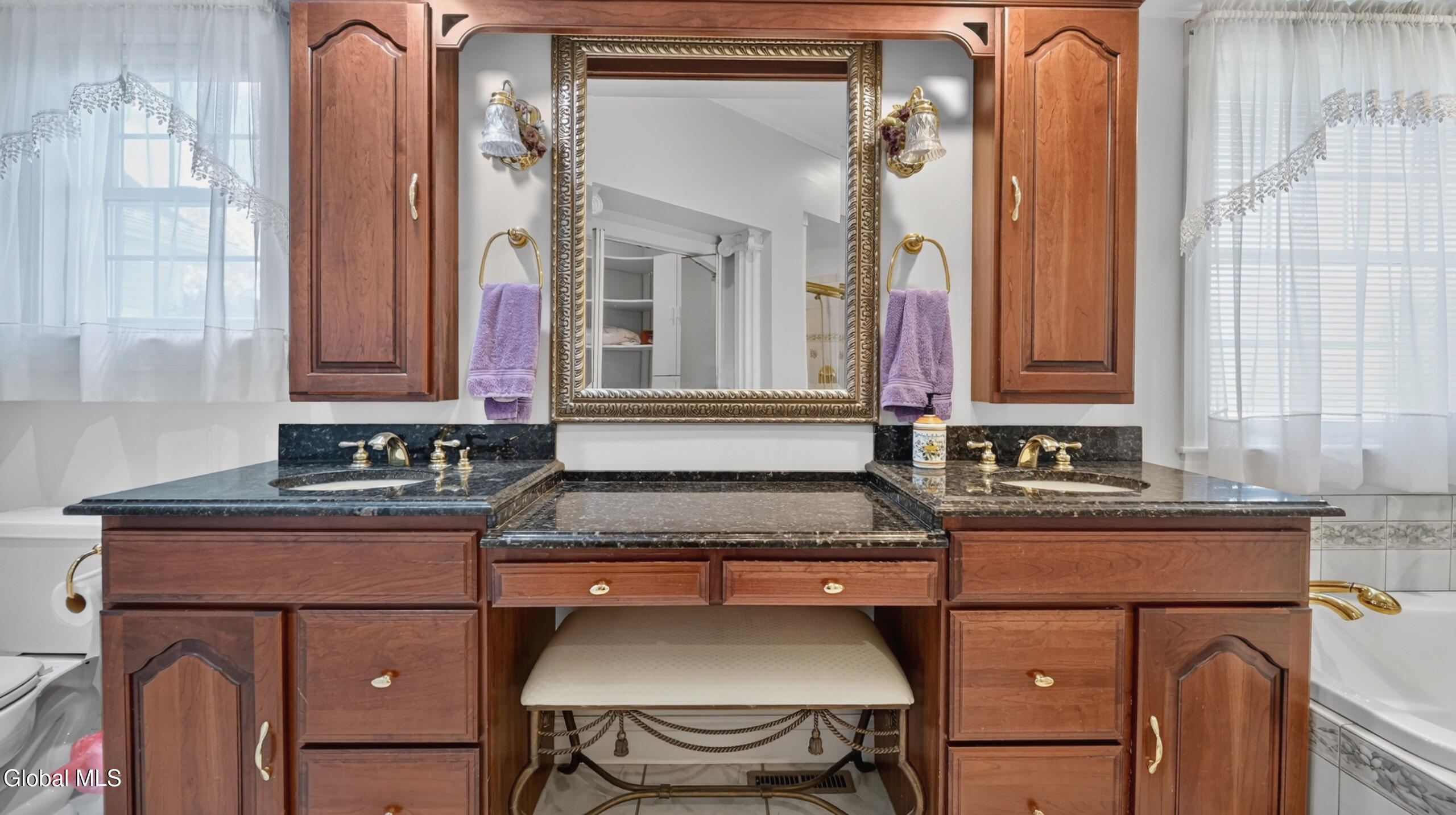 114 Jamie Lane Broadalbin NY 12025