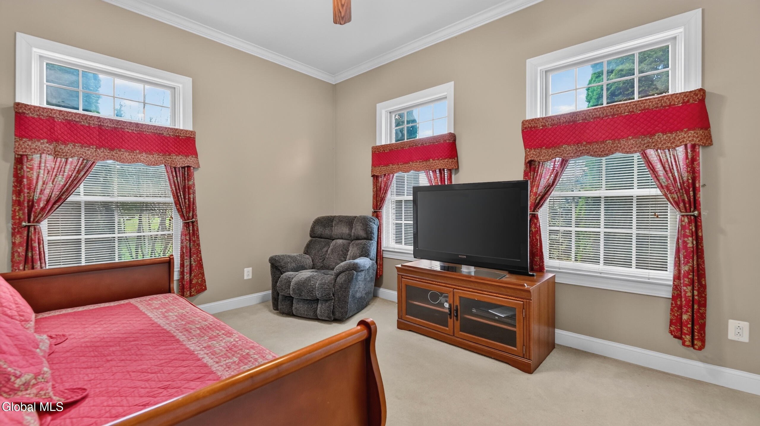 114 Jamie Lane Broadalbin NY 12025